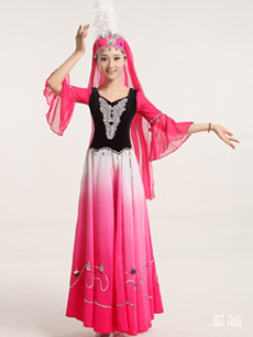 维吾尔族服饰定制